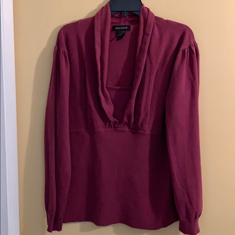Women’s sweater